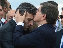 TÜRK REHİNE - Başkonsolosun başına silah dayamışlar!