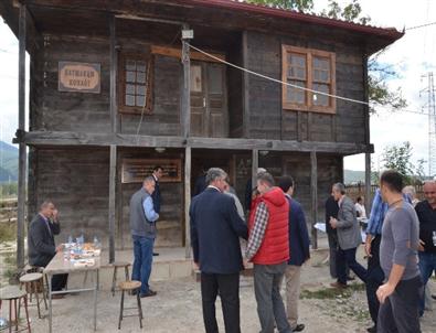 Ladik Masaya Yatırıldı