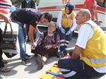 Otomobilin Çarptığı Yaşlı Kadın Yaralandı