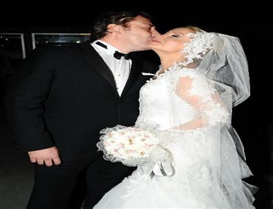 Paris'te Nikah Kıyan Zahide Yetiş, Kuruçeşme'de Düğün Yaptı