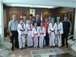SAMSUN EMNIYET MÜDÜRÜ - Müdür Yavuz'dan Başarılı Sporculara Ödül