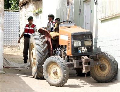 87 Yaşındaki Kadın Traktörün Altında Can Verdi