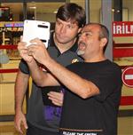 TARSUS İDMAN YURDU - Sağlam, Hayranlarıyla Öz Çekim Yaptı