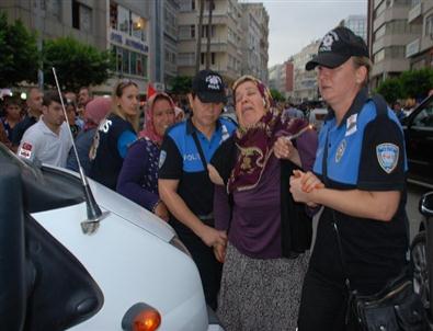 İskenderun Şehidine Ağladı