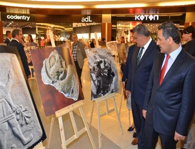 '52. Yılında Arslantepe Höyüğü Fotoğraflarla Kazı Sergisi” İlgi Gördü