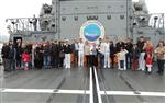 DONANMA KOMUTANI - Vatandaşlar Donanma Gemileri İle Körfez Turu Yaptı