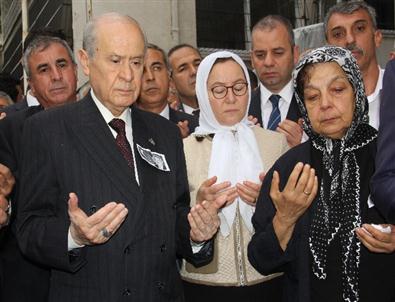 Vefat Eden Recai Yıldırım İçin Mhp İl Başkanlığında Tören