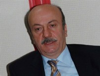 HALKıN SESI PARTISI - Mehmet Bekaroğlu CHP'ye üye oldu