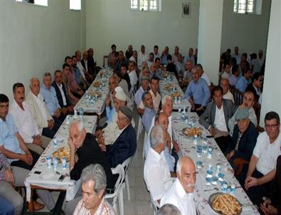 İki Aile Arasındaki Husumet Barış Yemeği İle Noktalandı