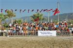 DAVUTLAR - Kuşadası’nda Plaj Futbolu Heyecanı