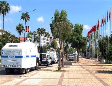 Mersin'de Çevik Kuvvetli, Toma'lı İhale
