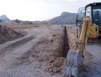 Afyonkarahisar Belediyesi Merkeze Bağlanan Bazı Mahallelerde İçme Suyu Şebeke Yenileme Çalışmalarına Başladı