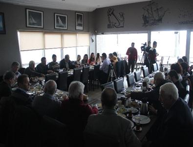 Başkan Ergül Gazeteciler İle Buluştu