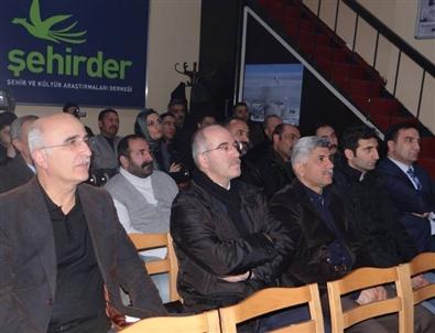 Burjuva Aydınları Sosyalist Gerçekçi Olamaz