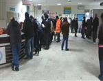 BURSA DEVLET HASTANESI - (özel Haber) Hastanelerin Acil Servislerinde Kuyruk Çilesi