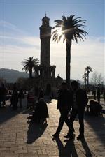 ŞAHSENEM - Kış Güneşi İzmir’i İsıttı