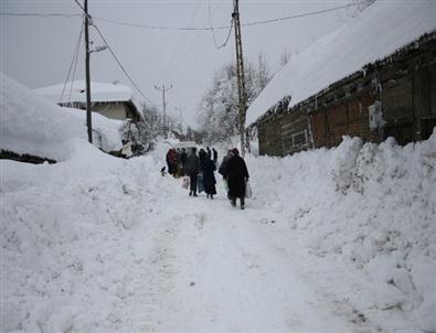 (özel Haber) Bursa’da Mahsur Kalan Köylülerin 10 Günlük Kar Çilesi