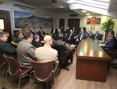 Başkan Özdemir Birim Müdürleriyle Toplantı Yaptı