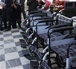 Engellilere Tekerlikli Sandalye Dağıtıldı