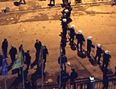 Akit'e taş, küfür ve tehdit yağmuru