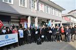 YOKSULLUK SINIRI - Balıkesir'de Türkiye Kamu-sen Üyesi Memurlar Bordro Yaktı
