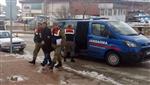 YAZıKONAK - Jandarma Ekibi Beş Yıl Hapis Cezası Alan Şahsı Yakaladı
