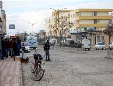İdil’de çıkan olaylarda polis göstericileri Kürtçe uyardı