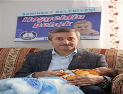 Şahinbey’in 25 Bininci Bebeğine ‘hoş Geldin’ Ziyareti