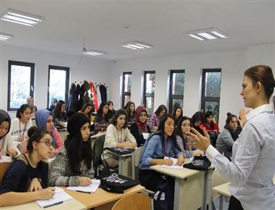 41 Genç 41 Gelecek’te Ders Zili Çaldı