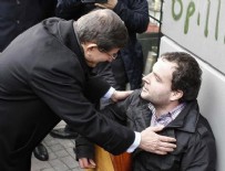 BAŞBAKANLIK OFİSİ - Ahmet Davutoğlu'dan örnek davranış