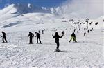SNOWBOARD ŞAMPİYONASI - Yılbaşında Erciyes'teki Oteller Doldu