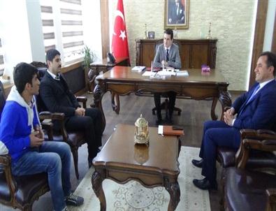 Teog'da Başarılı Olan Öğrenci Ödüllendirildi