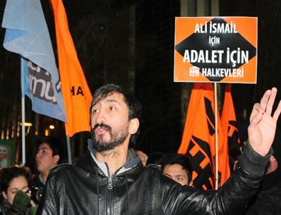 Ali İsmail Korkmaz protestosuna polis müdahalesi