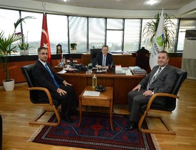 Kaymakam Yavuz ve Eşref Uslu’dan Balıkesir Büyükşehir Belediye Başkanı Uğur’a Ziyaret