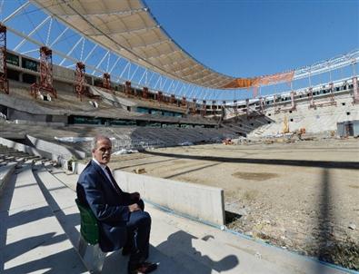 Timsah Arena'ya Barcelona'lı Açılış