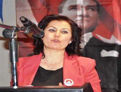 Ak Parti Ödemiş'te, Yeni Kadın Kolları Başkanı Serpil Duman