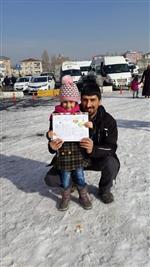 Öğrencilerin Karne Heyecanı...