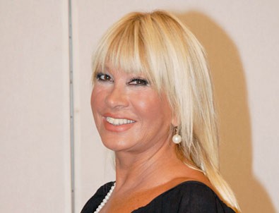 Pakize Suda genç kızlara seslendi