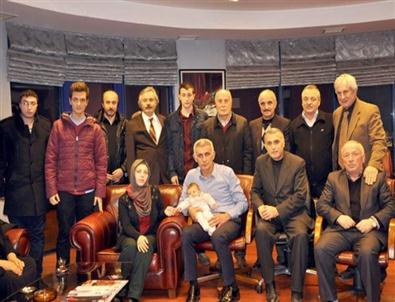 Şehit Kenan Kumaş'ın Ailesi Hacıosmanoğlu'nu Ziyaret Etti