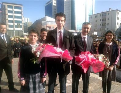 Teog Birinci Karnesini Aldı