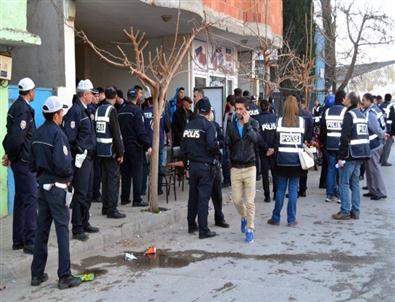Turgutlu'da Bin Polisle Huzur Operasyonu