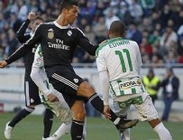 Cristiano Ronaldo rakibine tekme attı kırmızı kartı gördü