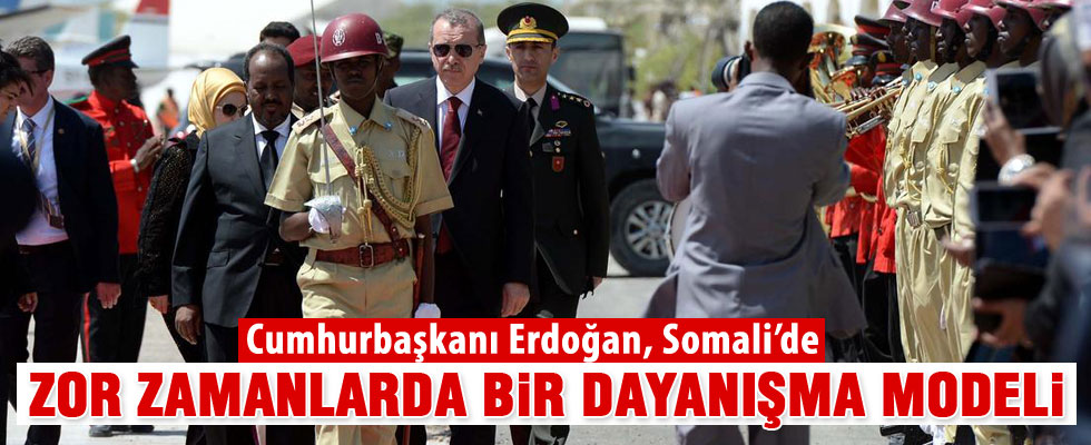 Cumhurbaşkanı Erdoğan, Somali'de resmi törenle karşılandı