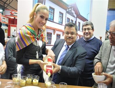 Emit 2015'teki Bilecik Standına Yoğun İlgi