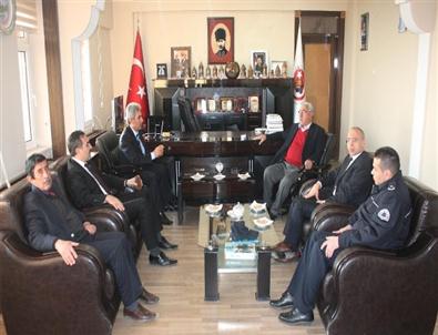 Müdür İşlek’ten Başkan Çoban’a Veda Ziyareti