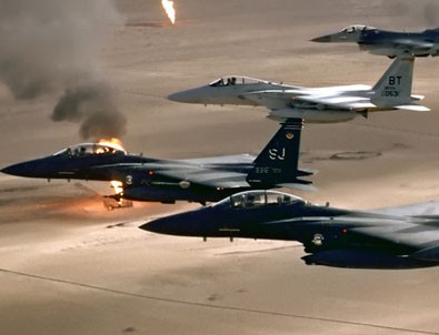 İsrail uçakları Suriye'yi bombaladı
