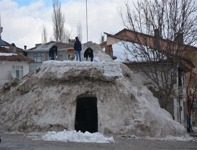 200 Ton Kardan Mağara Yaptılar