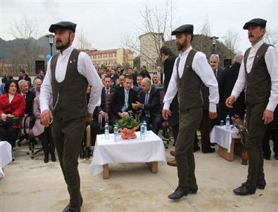 Gümrük ve Ticaret Bakanı Canikli Giresun’da