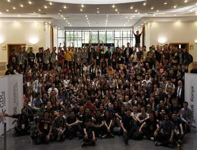 ‘android'Partisi Mi Geliyor?