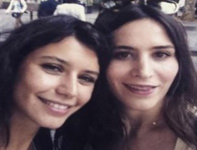 Beren Saat’ten Belçim Erdoğan’a doğum günü kutlaması